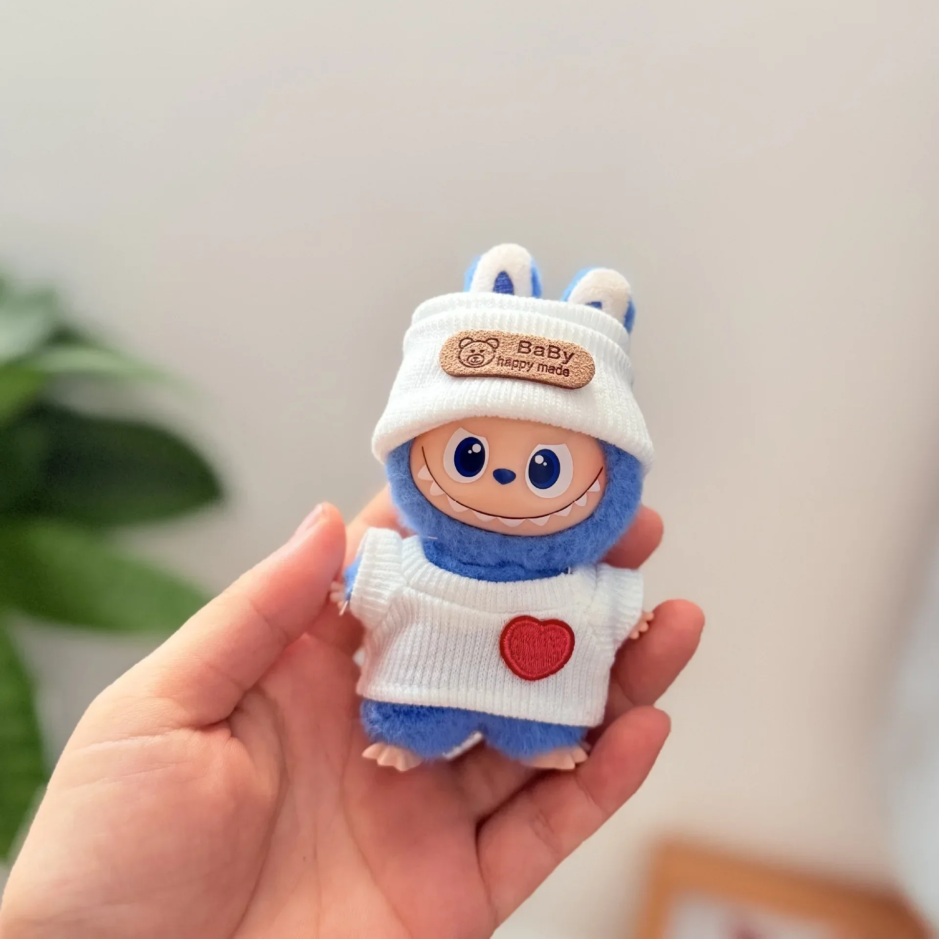 New Doll Clothes Pendant SetV4 LABUBU Bear Hat Love Sweater Set,DIY Doll Accessories, Fun and Cute Baby Clothes, Christmas Gifts - Image 2
